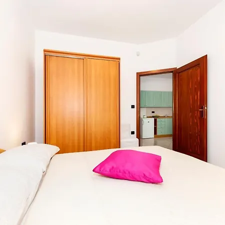 Lea Apartman