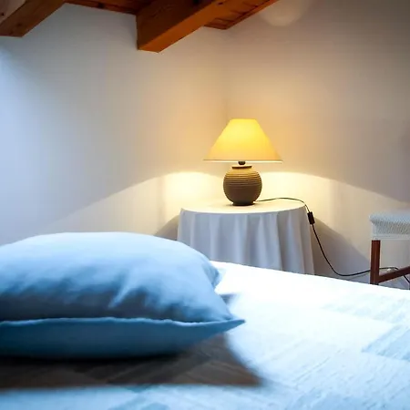 Apartman Lea *