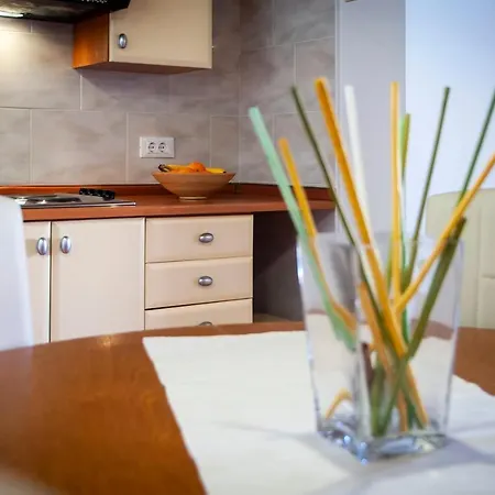 Lea Apartman