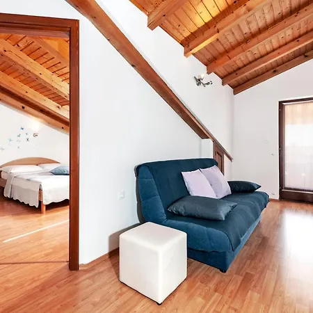 Apartman Lea